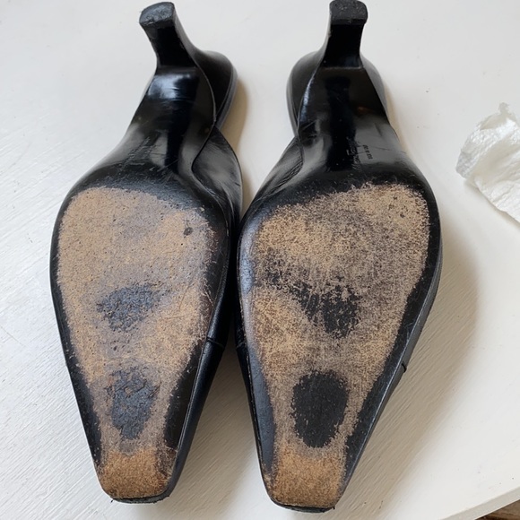 FERRAGAMO BLACK SLIDES 5.5C - Picture 6 of 8